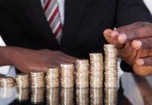 L’ART DE LA DETTE : COMMENT QUATRE PAYS AFRICAINS NAVIGUENT DANS LES EAUX TROUBLES DES MARCHES INTERNATIONAUX