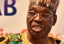 Issa Tchiroma : Etoudi ou la rue !